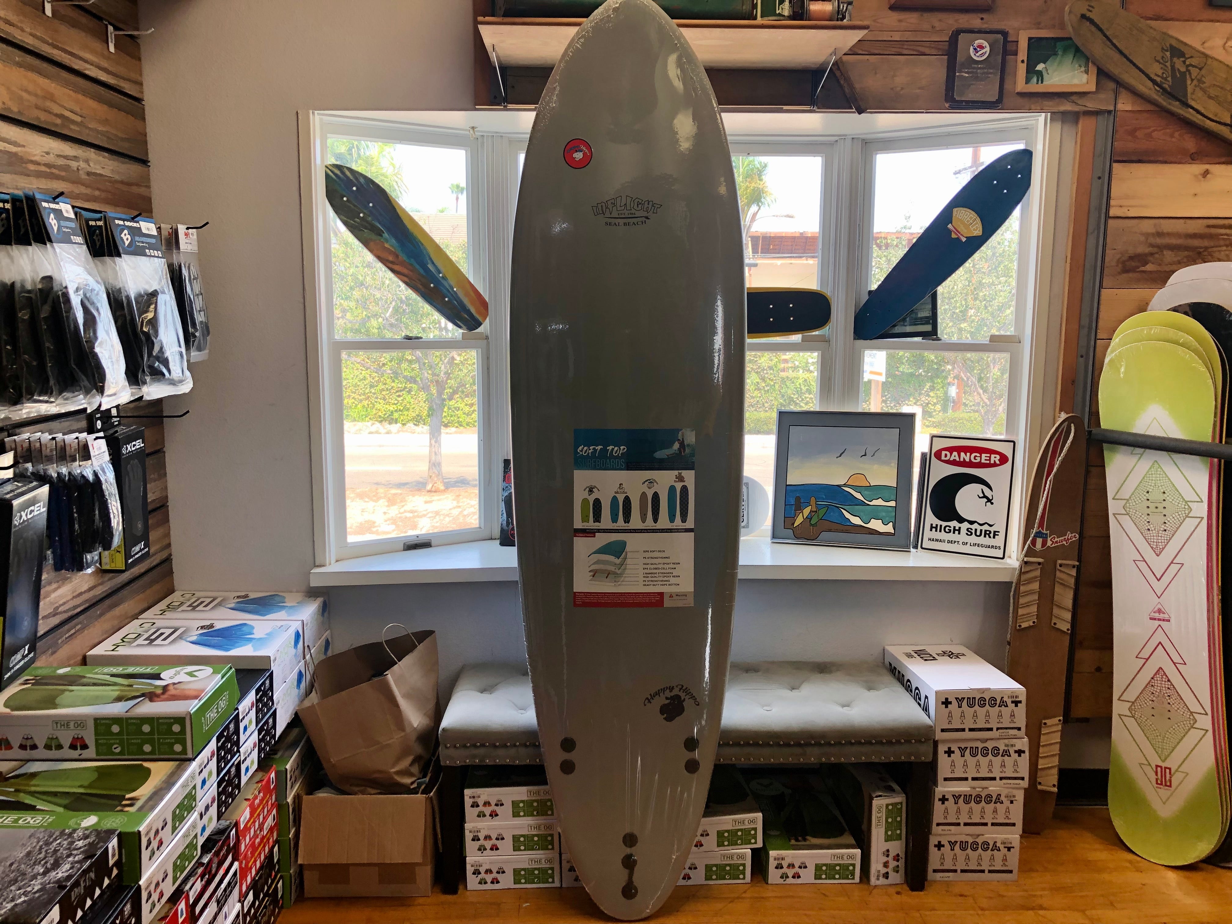 Happy Hippo – Inflight Surf Shop
